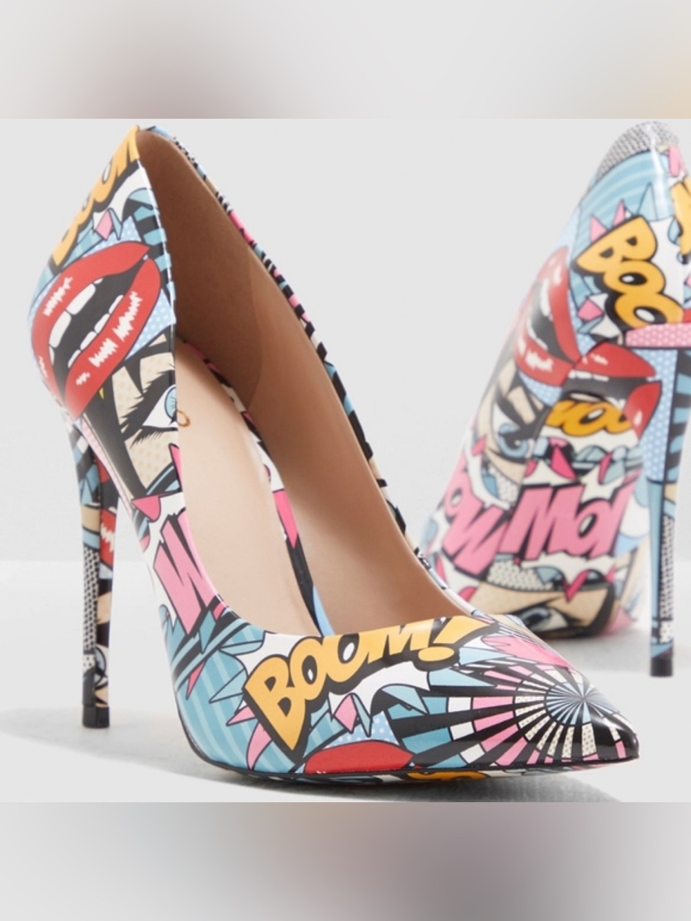 Also laralilla comic print heels